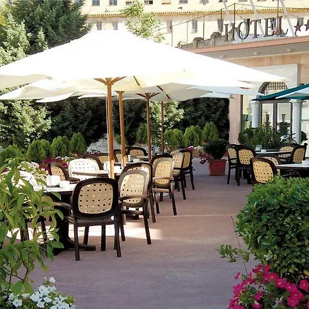 Mm Hotel