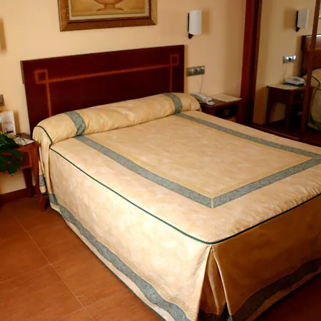 Mm Antequera
