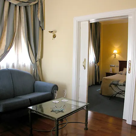 Hotel Mm