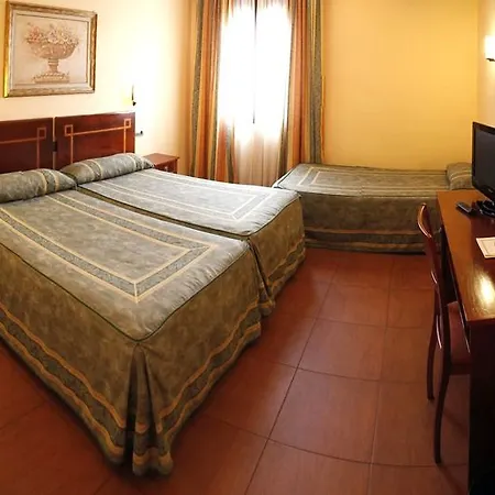 Hotel Mm 3*